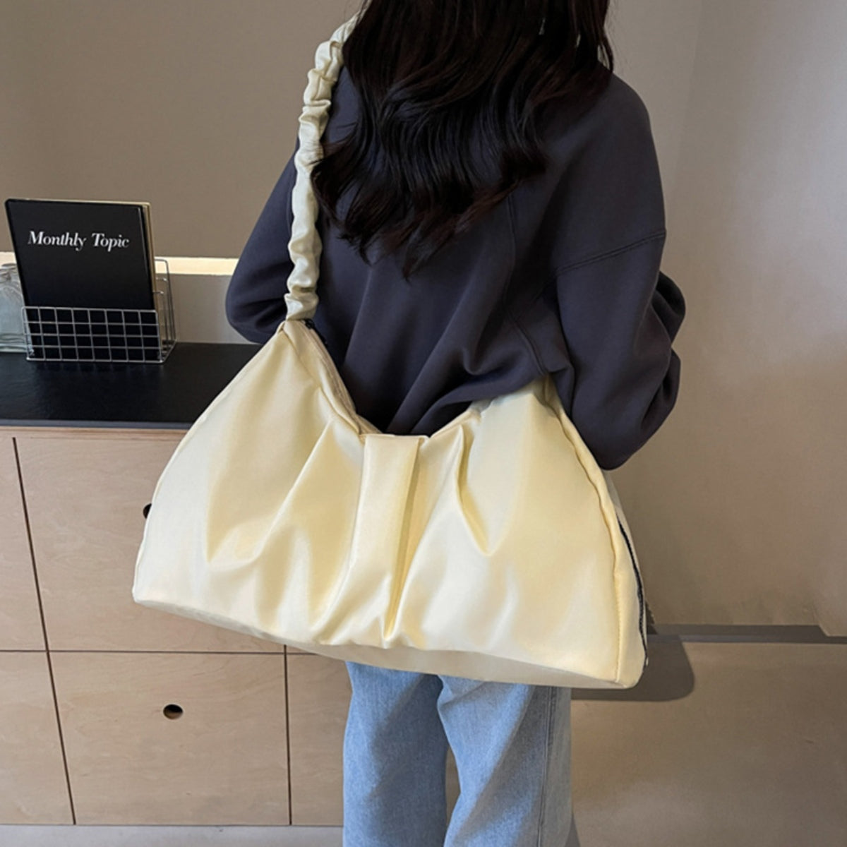 Tote bag grande con fruncidos