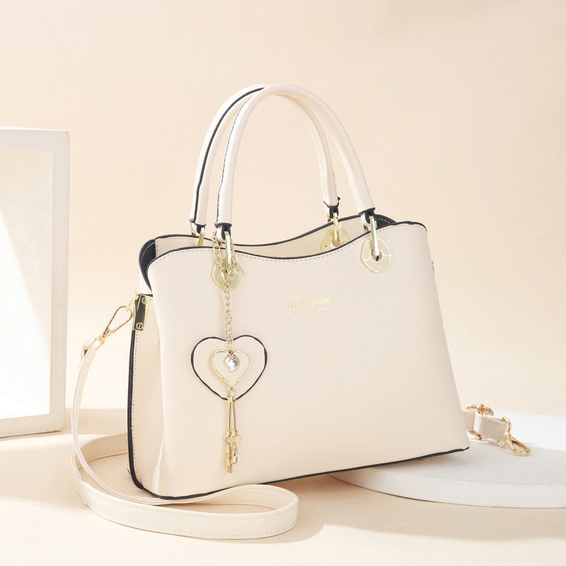 Bolso Elegante de Mujer con Colgante de Corazón Brillante