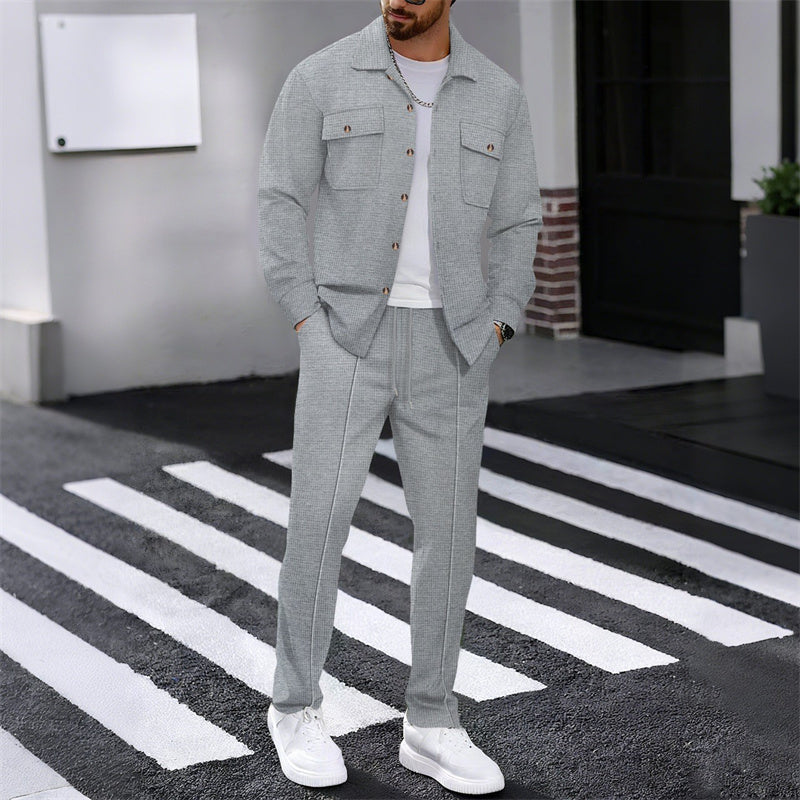 🔥Conjunto de chaqueta y pantalón de punto waffle para hombre – Tejido waffle transpirable, corte relajado y estilo casual sin esfuerzo 👕👖