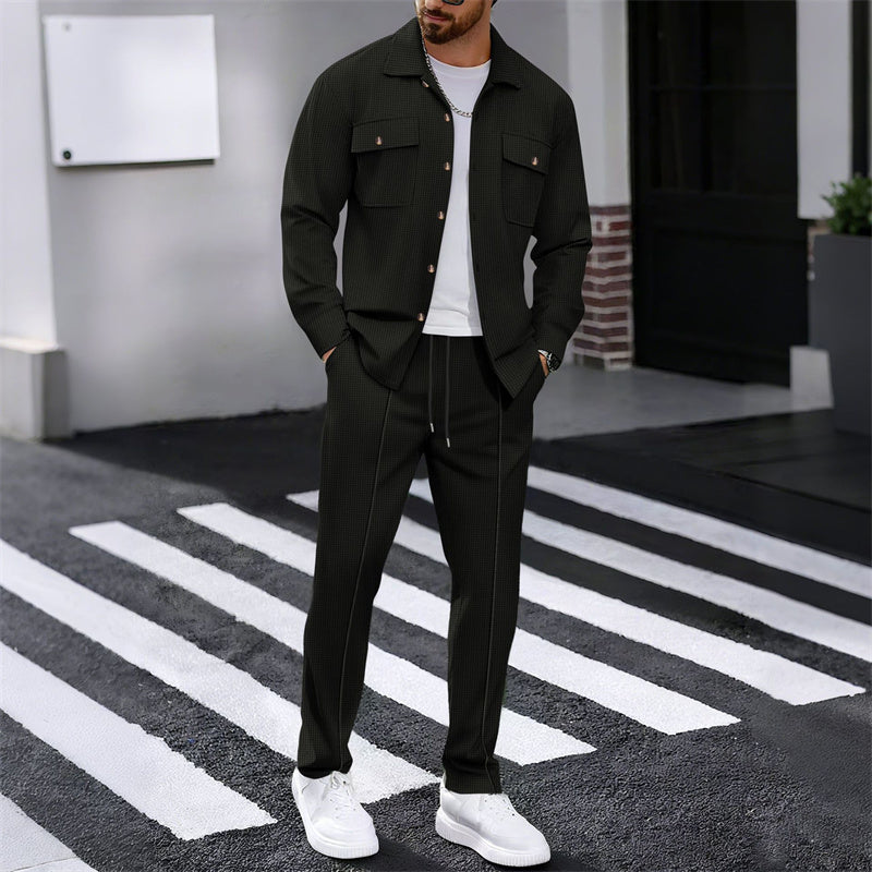 🔥Conjunto de chaqueta y pantalón de punto waffle para hombre – Tejido waffle transpirable, corte relajado y estilo casual sin esfuerzo 👕👖